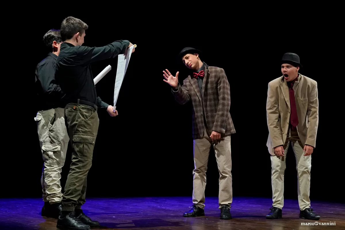 dove DIVERSE forme D'ARTE s'incontrano, dialogano e si contaminano