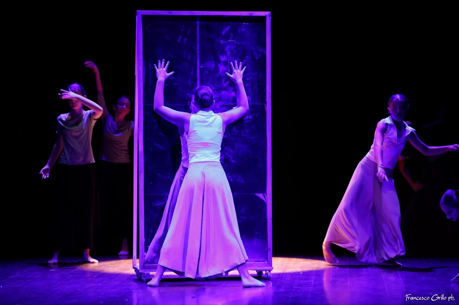 modern DANCE